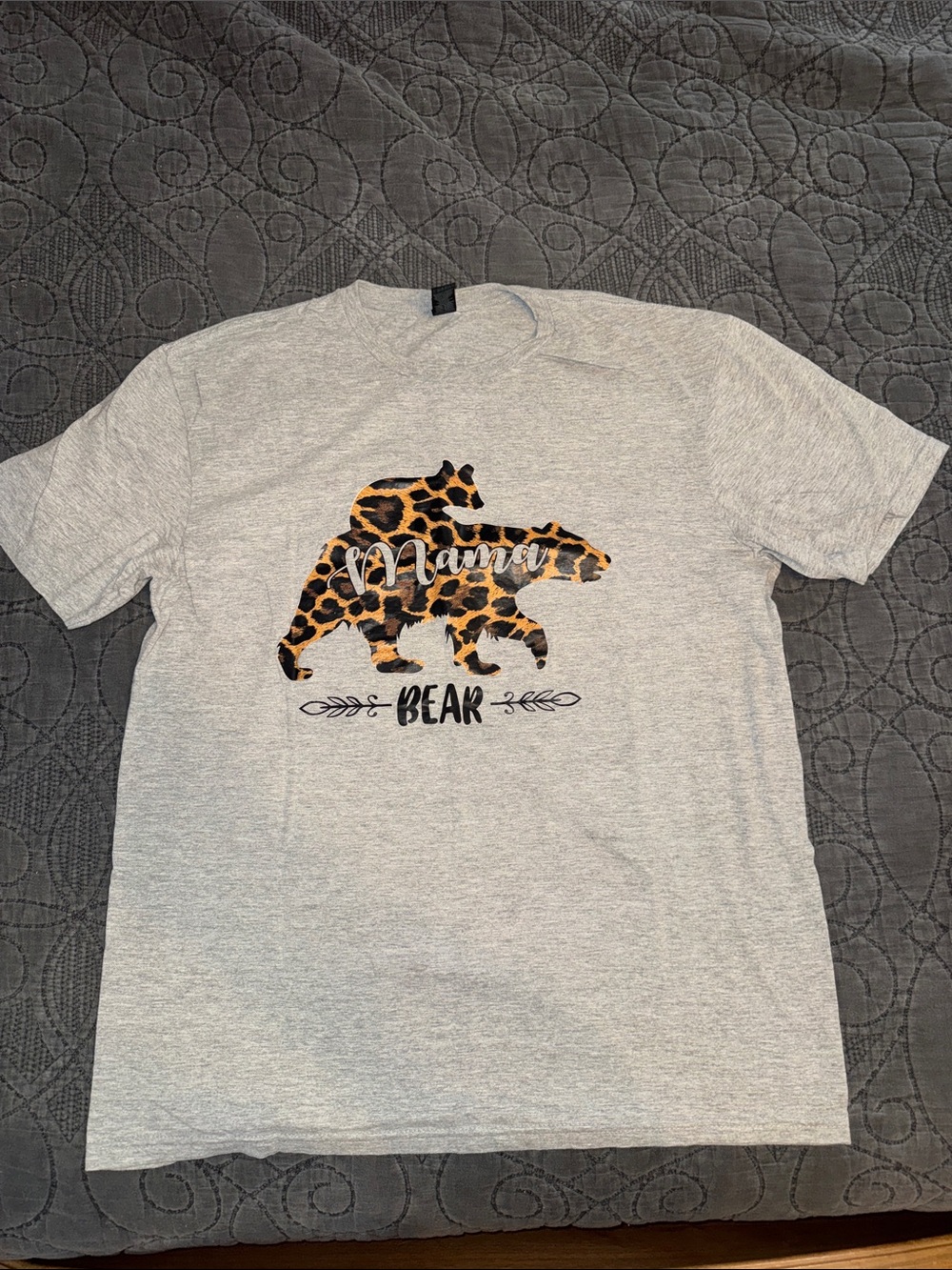 EUC Gildan Gray Tee with Leopard Print Mama Bear Graphic Size Large
